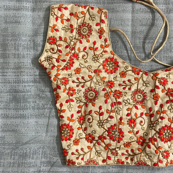 Party wear multicolour blouse - Picture 3 of 7